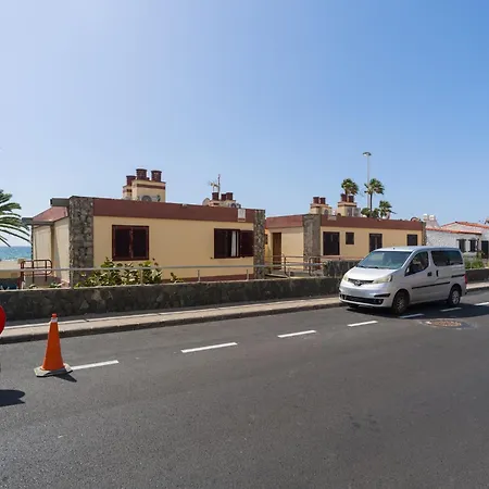 Beachfront Bliss In Burras Las Palmas de Gran Canaria